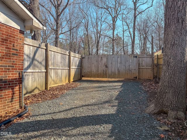 6740 Guess Road, Hillsborough, NC 27278