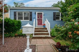 35 Maiden Lane, Spotswood, NJ 08884
