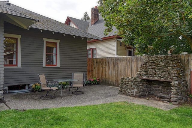 2612 W Dean Ave, Spokane, WA 99201