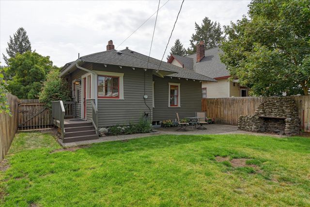 2612 W Dean Ave, Spokane, WA 99201