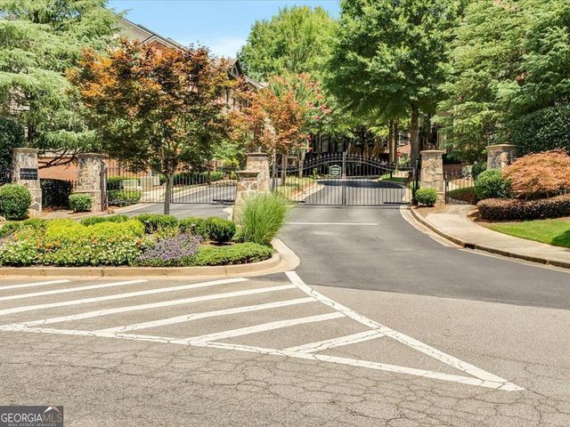 148 West Ridge Way, Roswell, GA 30076