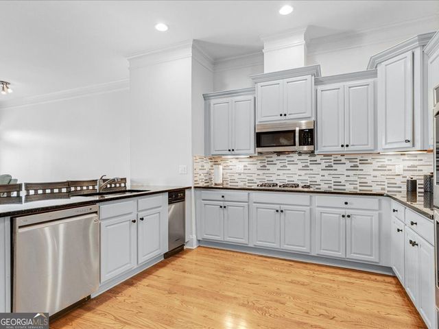 148 West Ridge Way, Roswell, GA 30076