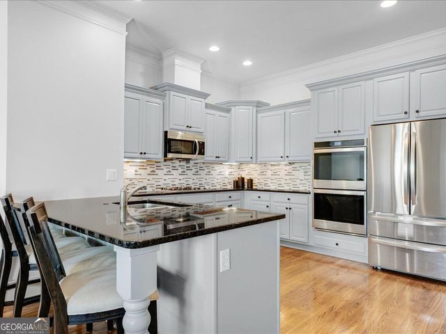 148 West Ridge Way, Roswell, GA 30076