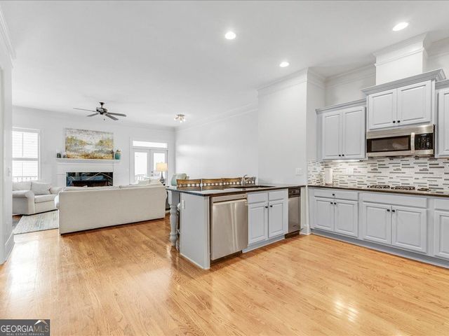 148 West Ridge Way, Roswell, GA 30076