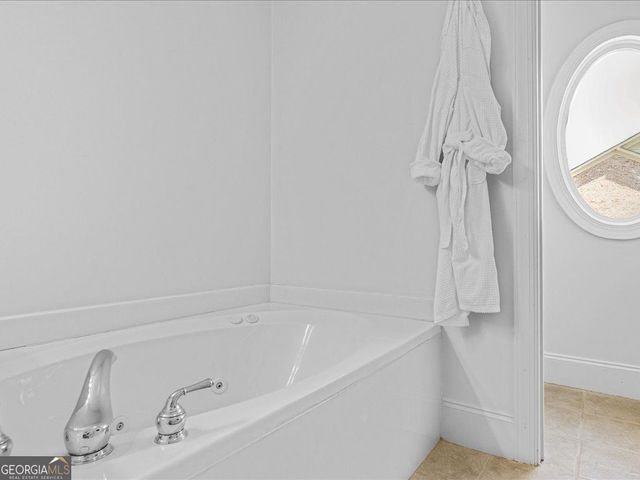 148 West Ridge Way, Roswell, GA 30076