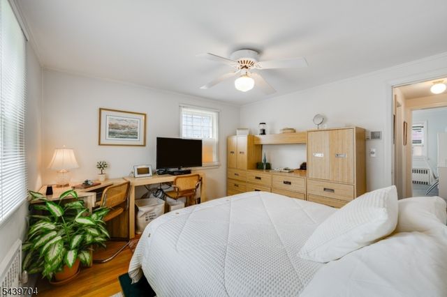 31 Briant Pkwy, Summit City, NJ 07901