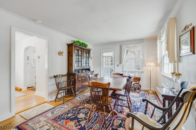 31 Briant Pkwy, Summit City, NJ 07901