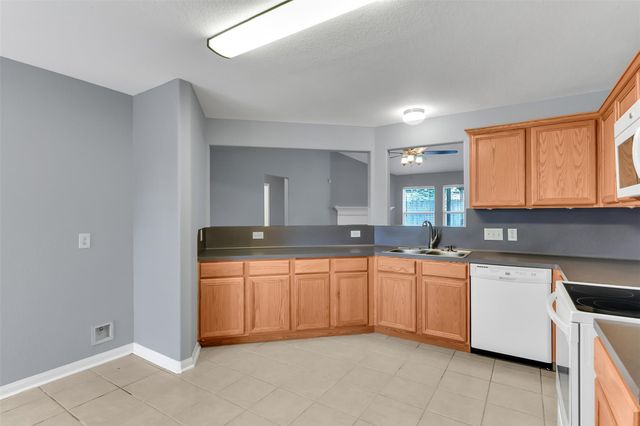 223 Fantasy Lane, Montgomery, TX 77356
