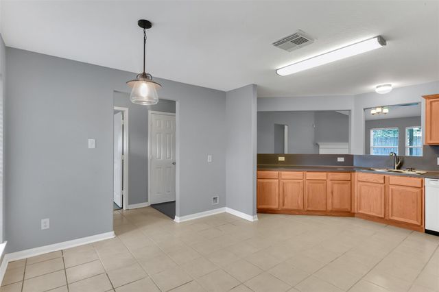 223 Fantasy Lane, Montgomery, TX 77356