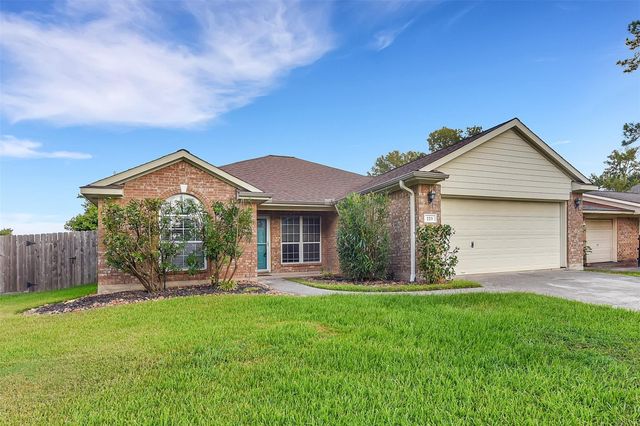 223 Fantasy Lane, Montgomery, TX 77356