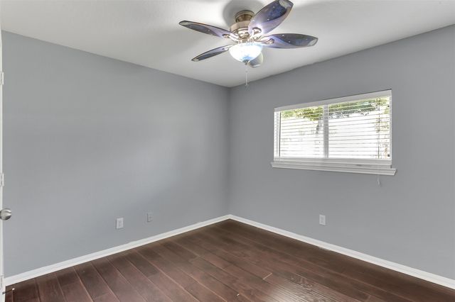 223 Fantasy Lane, Montgomery, TX 77356