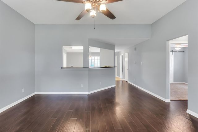 223 Fantasy Lane, Montgomery, TX 77356