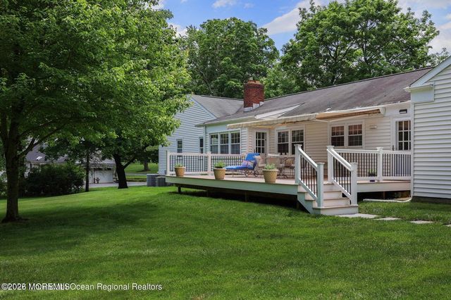 1 Flora Drive, Holmdel, NJ 07733