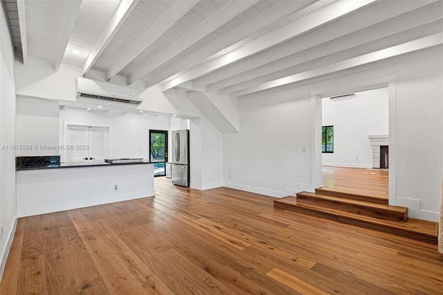 76 NW 97th St, Miami Shores, FL 33150