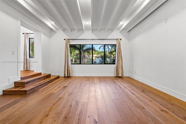 76 NW 97th St, Miami Shores, FL 33150