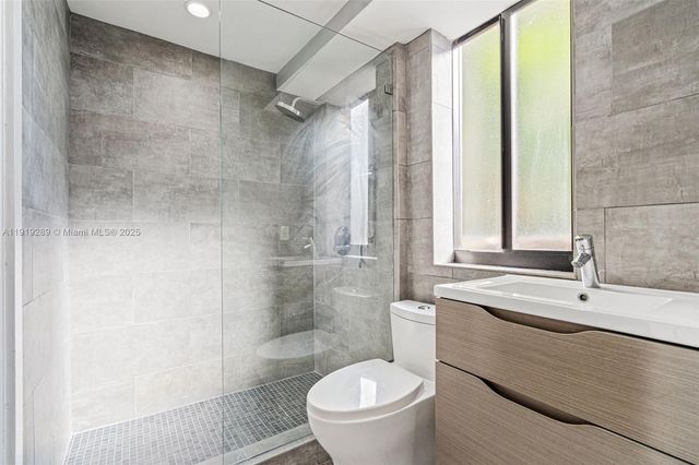 76 NW 97th St, Miami Shores, FL 33150