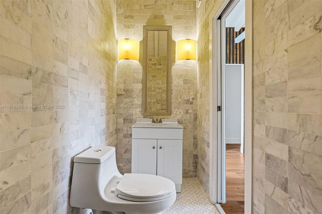 76 NW 97th St, Miami Shores, FL 33150