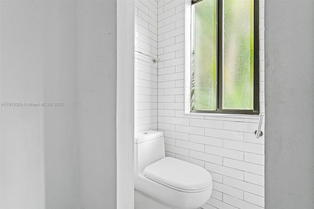 76 NW 97th St, Miami Shores, FL 33150