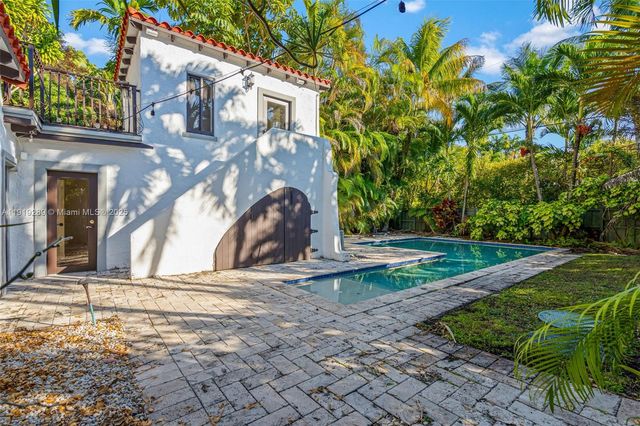 76 NW 97th St, Miami Shores, FL 33150