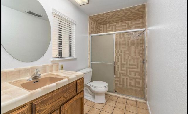 27817 Sky Harbour Road, Friant, CA 93626