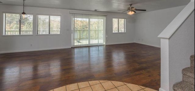 27817 Sky Harbour Road, Friant, CA 93626