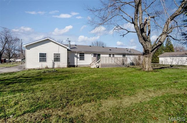 1014 E Water Street, Litchfield, IL 62056