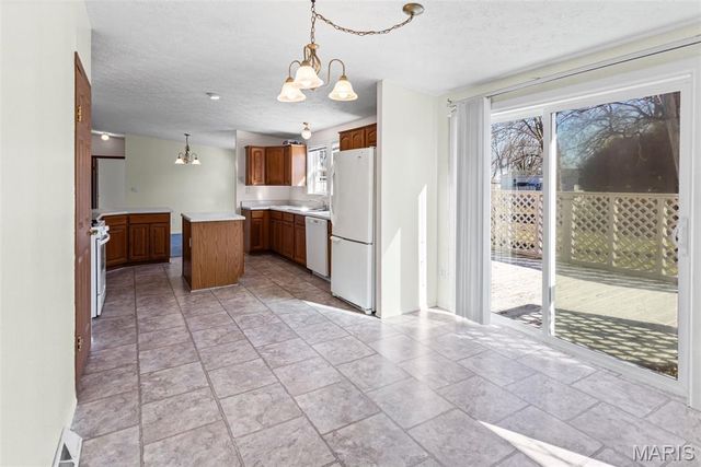 1014 E Water Street, Litchfield, IL 62056