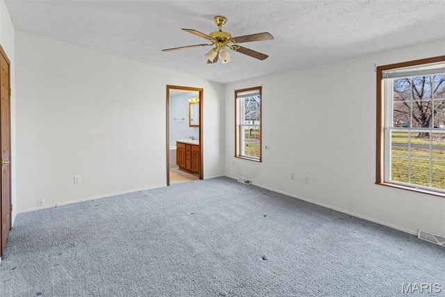 1014 E Water Street, Litchfield, IL 62056