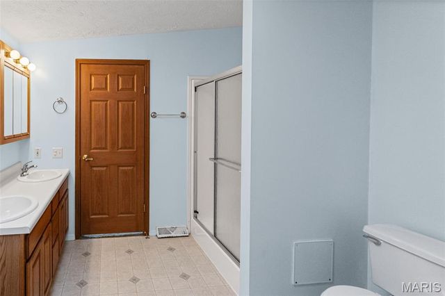 1014 E Water Street, Litchfield, IL 62056