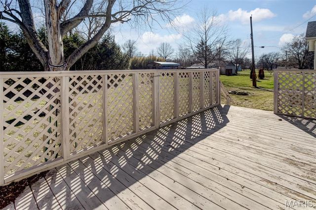 1014 E Water Street, Litchfield, IL 62056