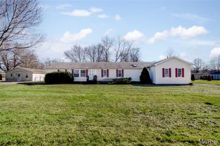 1014 E Water Street, Litchfield, IL 62056