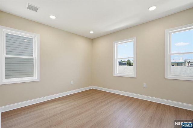 30 Edison Street 1, Bloomfield, NJ 07003