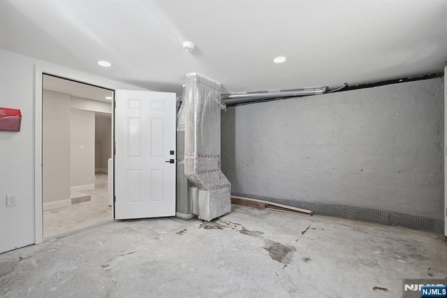 30 Edison Street 1, Bloomfield, NJ 07003