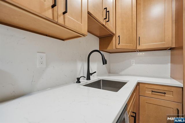 30 Edison Street 1, Bloomfield, NJ 07003