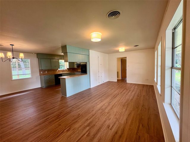 1801 Beazley Street, Brenham, TX 77833