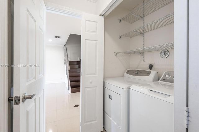 11191 SW 17th Mnr, Davie, FL 33324