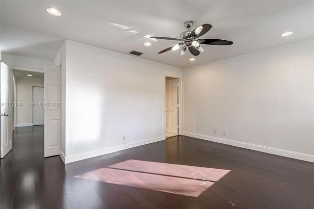 11191 SW 17th Mnr, Davie, FL 33324