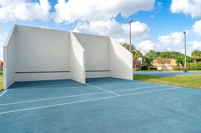 11191 SW 17th Mnr, Davie, FL 33324