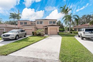 11191 SW 17th Mnr, Davie, FL 33324