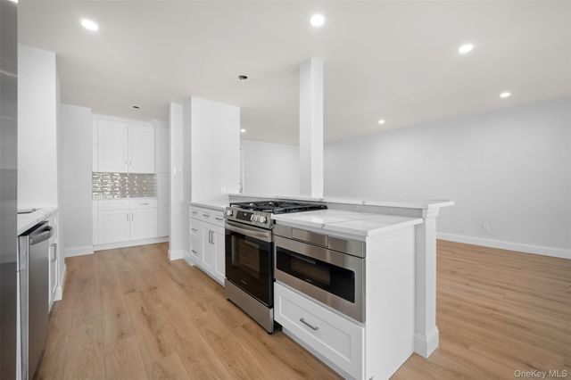 25 Neptune Boulevard 6F, Long Beach, NY 11561