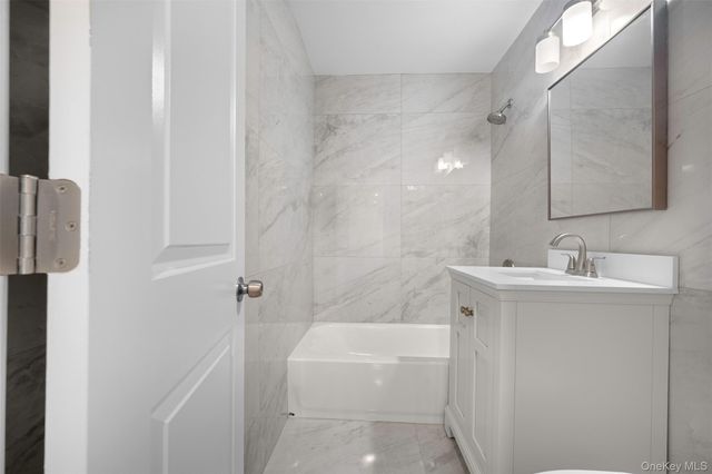 25 Neptune Boulevard 6F, Long Beach, NY 11561