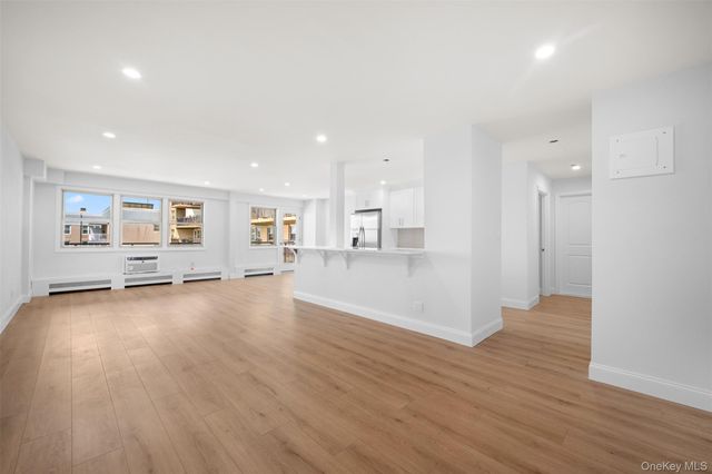 25 Neptune Boulevard 6F, Long Beach, NY 11561