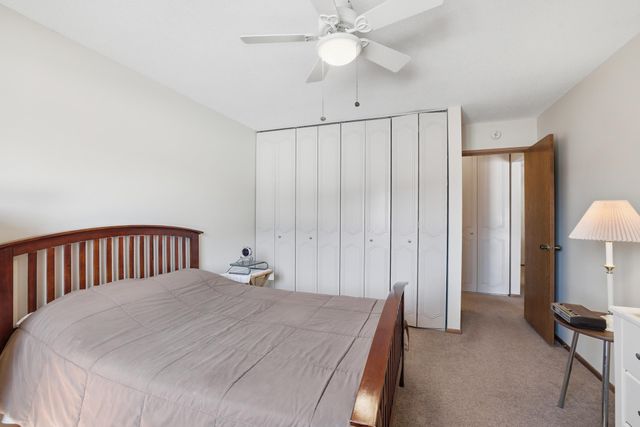 2700 Oxford Street N 102, Roseville, MN 55113