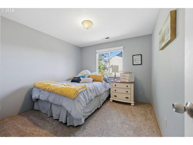 4717 Ne 152ND Ave, Vancouver, WA 98682