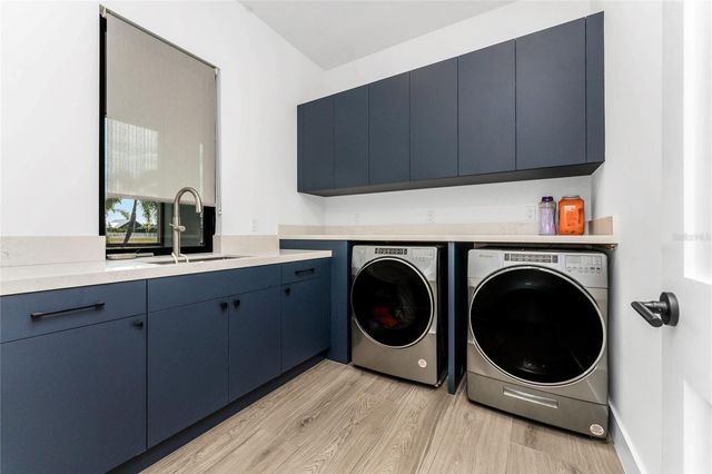 2001 TREASURE LANE, Punta Gorda, FL 33982