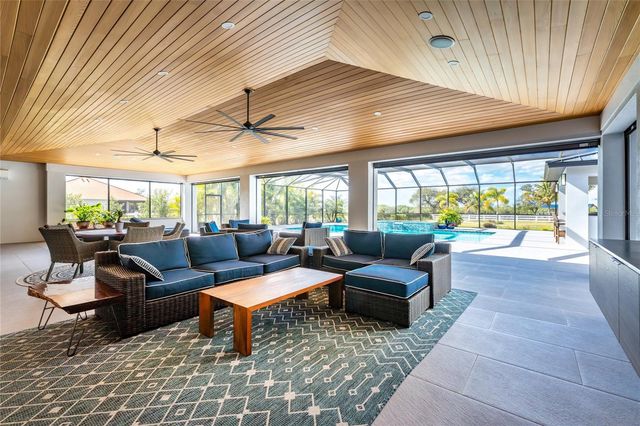 2001 TREASURE LANE, Punta Gorda, FL 33982