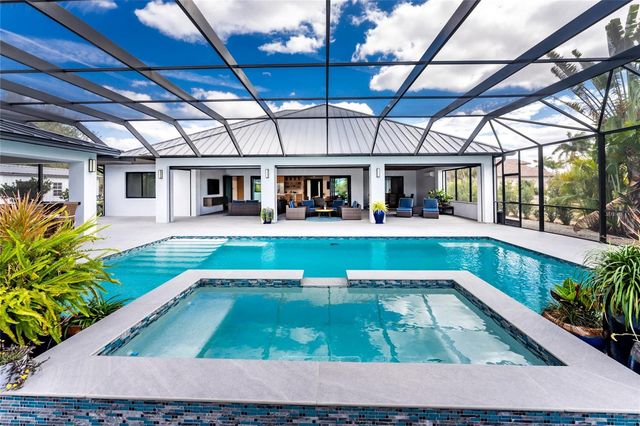 2001 TREASURE LANE, Punta Gorda, FL 33982