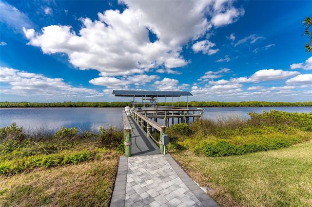 2001 TREASURE LANE, Punta Gorda, FL 33982