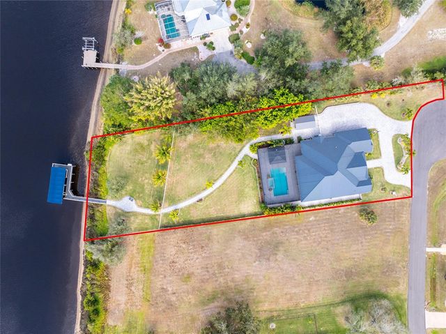 2001 TREASURE LANE, Punta Gorda, FL 33982