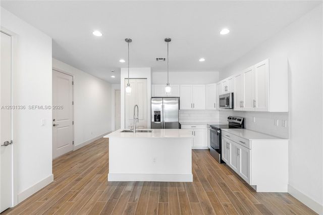 14828 Golden Jax Lane 8-105 Radiance, Delray Beach, FL 33446